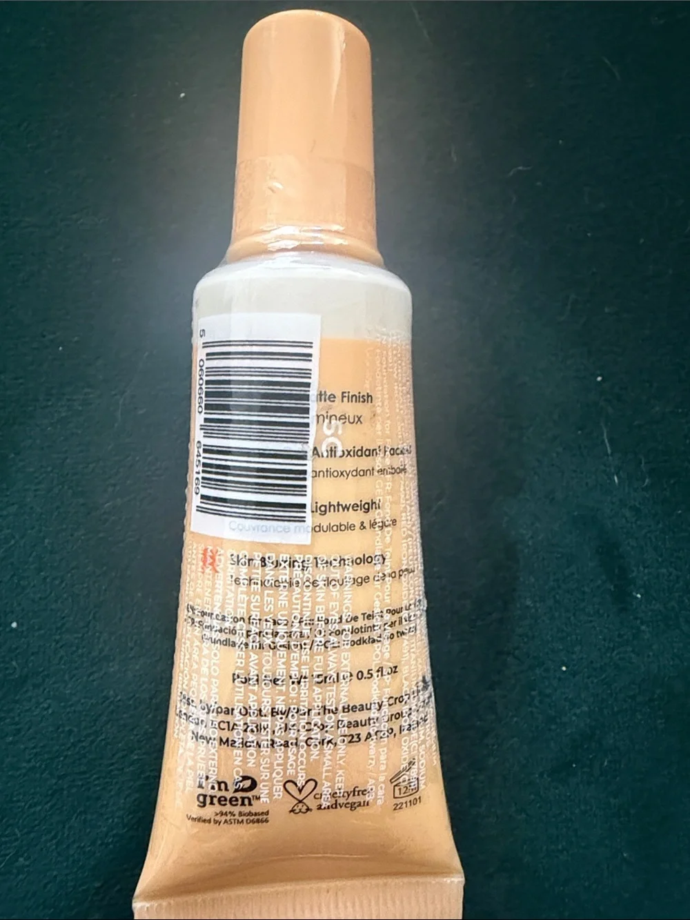NEW The Beauty Crop Vitamin Babe Skin Loving Foundation